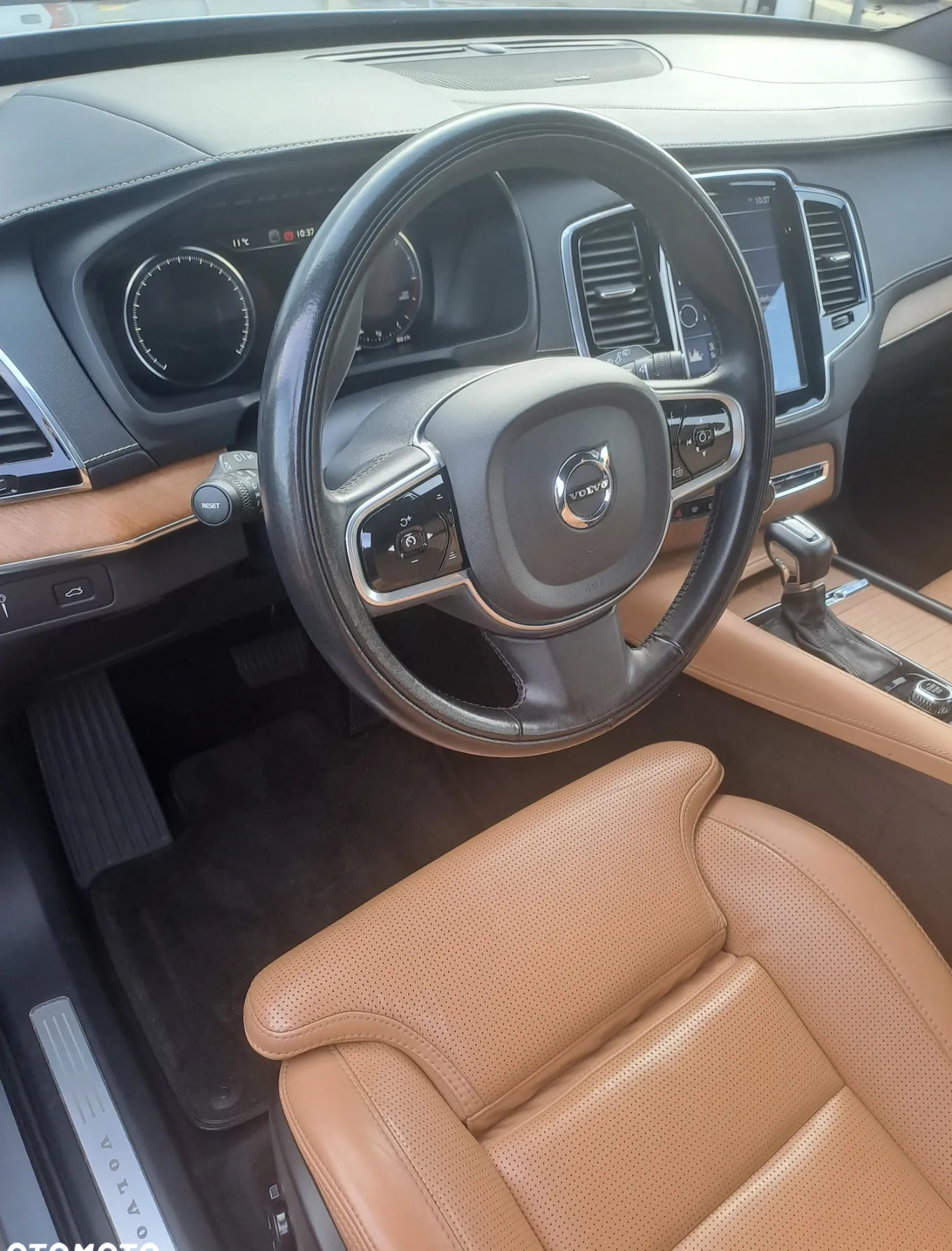 Volvo XC 90 cena 158670 przebieg: 229402, rok produkcji 2018 z Błonie małe 596